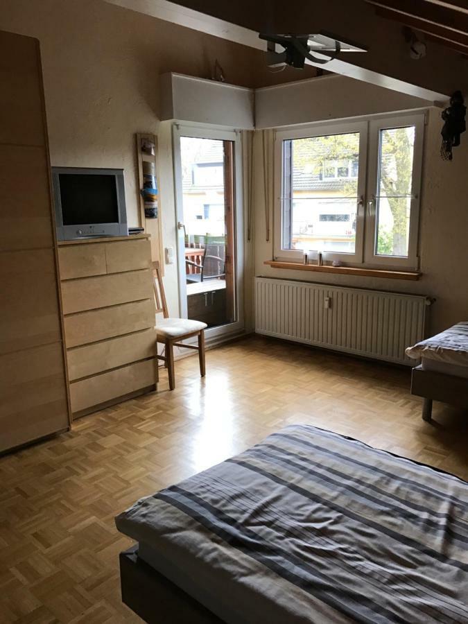 Messe Cgn/Dus Grossraeumige Wohnung In Guter Verkehrslage Leverkusen Exterior photo